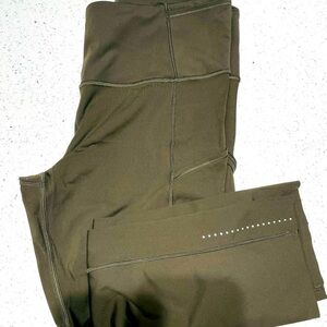 Lululemon fast and free cropped leggings women’s size 8